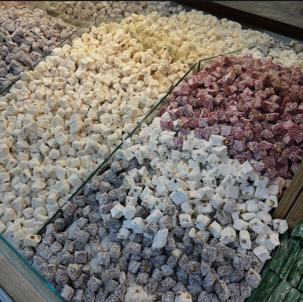 E&B Kuruyemiş Dünyası